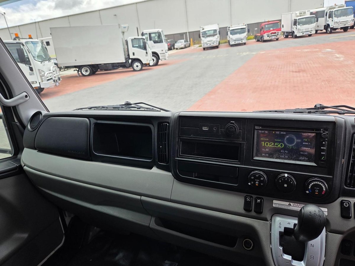 2018 Fuso Canter 815 Wide Crew Cab Auto 2 Way Tipper image 14