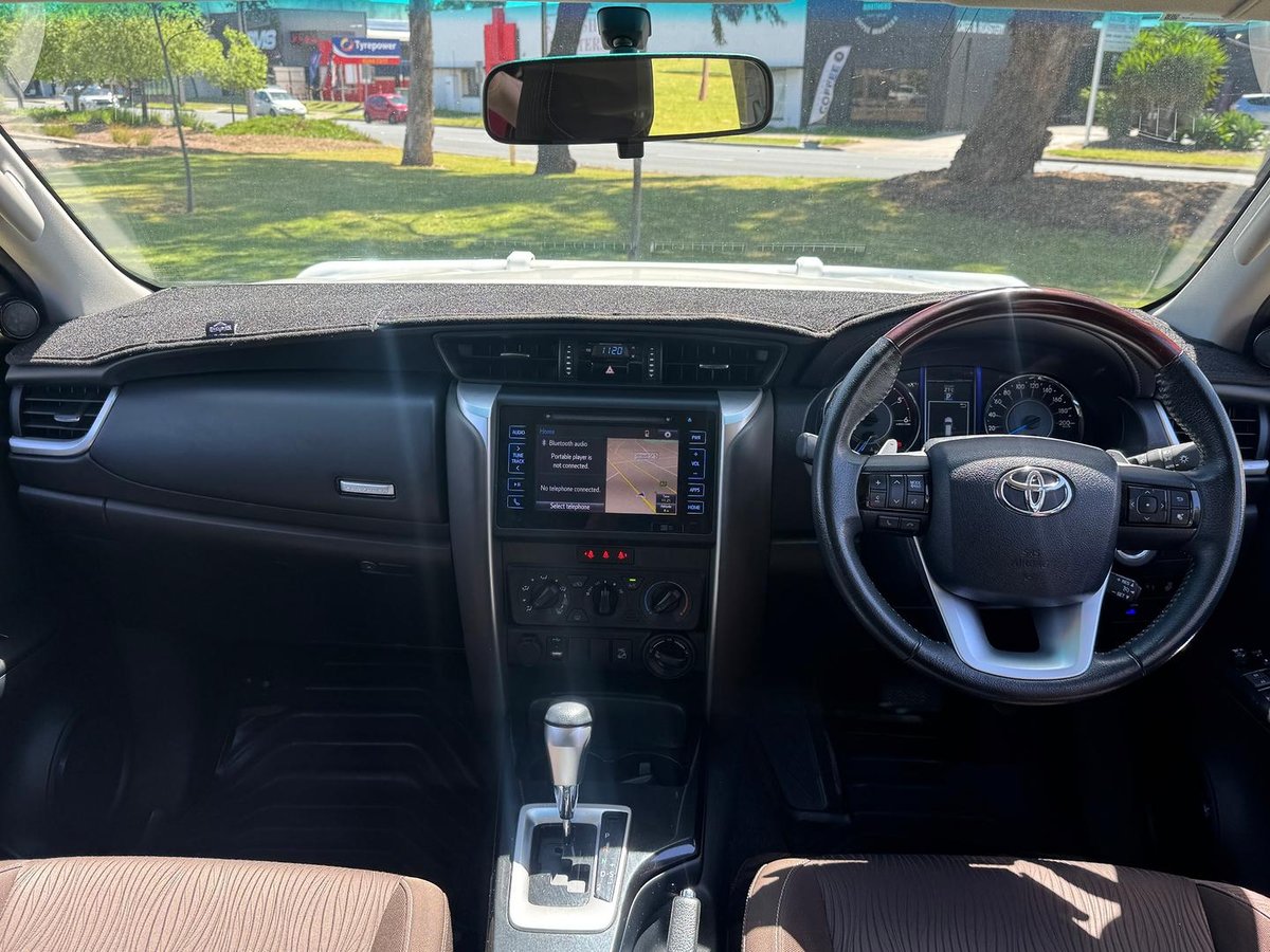 2018 Toyota Fortuner GXL GUN156R 4X4 Dual Range image 14