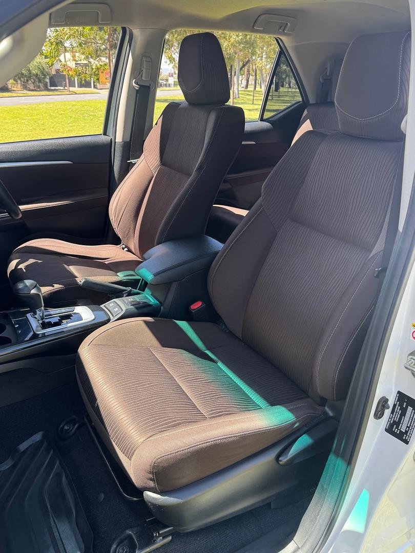 2018 Toyota Fortuner GXL GUN156R 4X4 Dual Range image 17