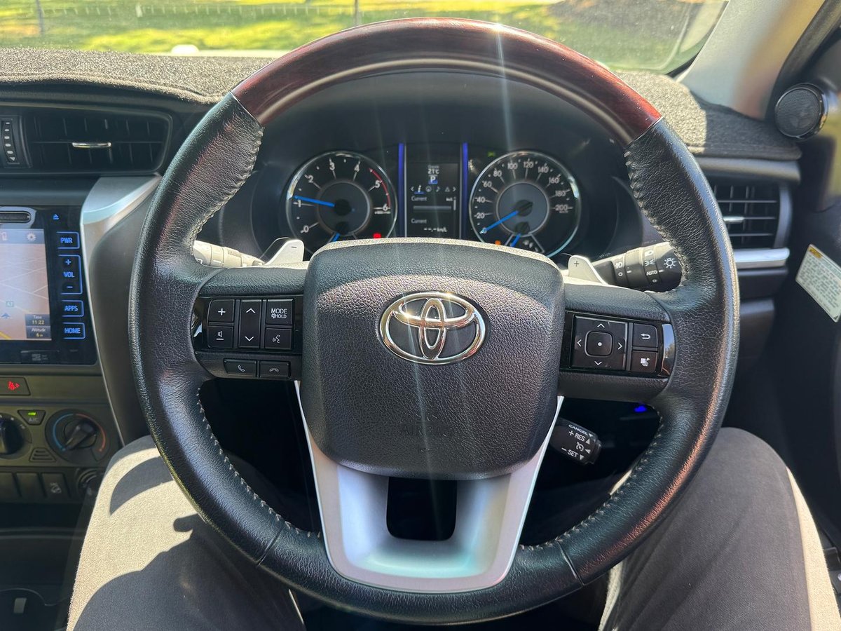 2018 Toyota Fortuner GXL GUN156R 4X4 Dual Range image 16