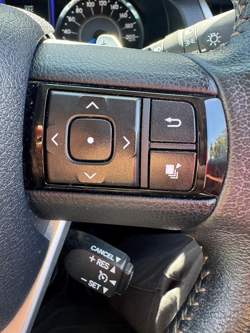 2018 Toyota Fortuner GXL GUN156R 4X4 Dual Range image 20