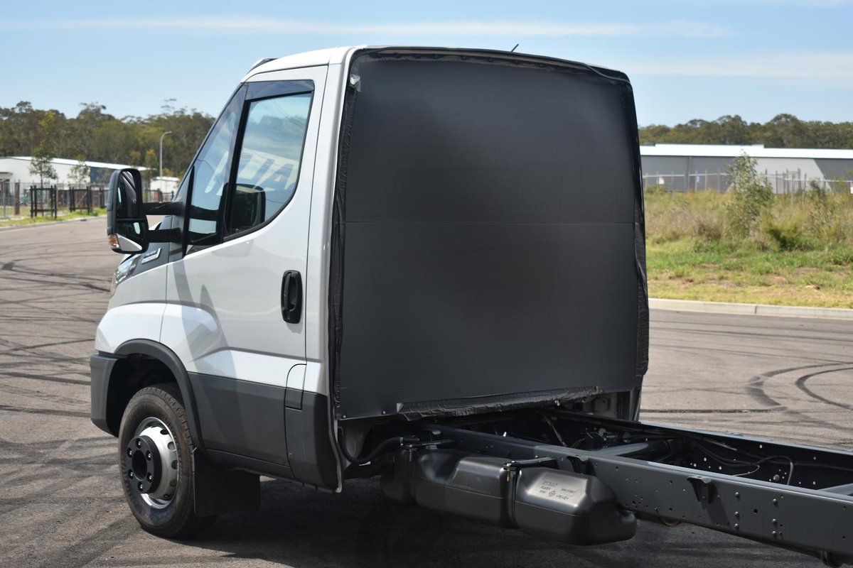 2025 Iveco Daily 70C21 image 8