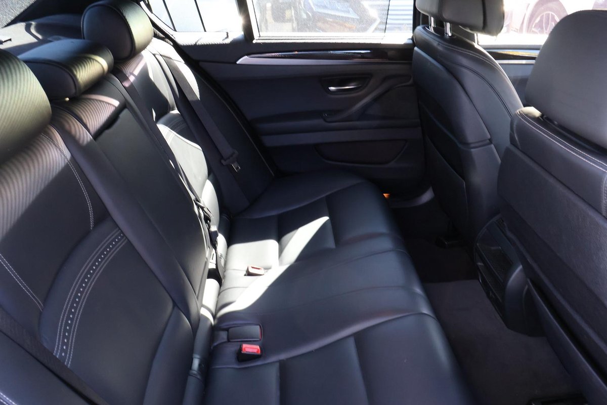 2016 BMW 5 Series 535d M Sport F10 LCI image 28