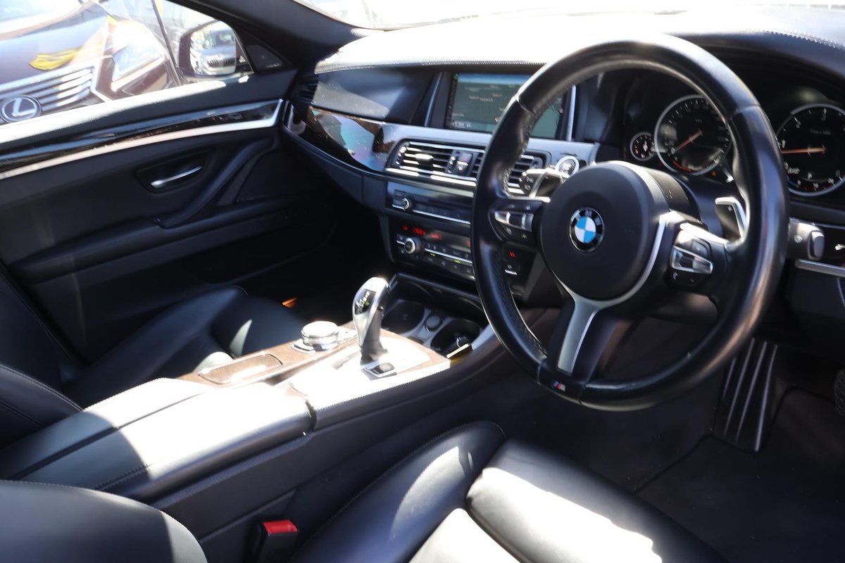 2016 BMW 5 Series 535d M Sport F10 LCI image 7