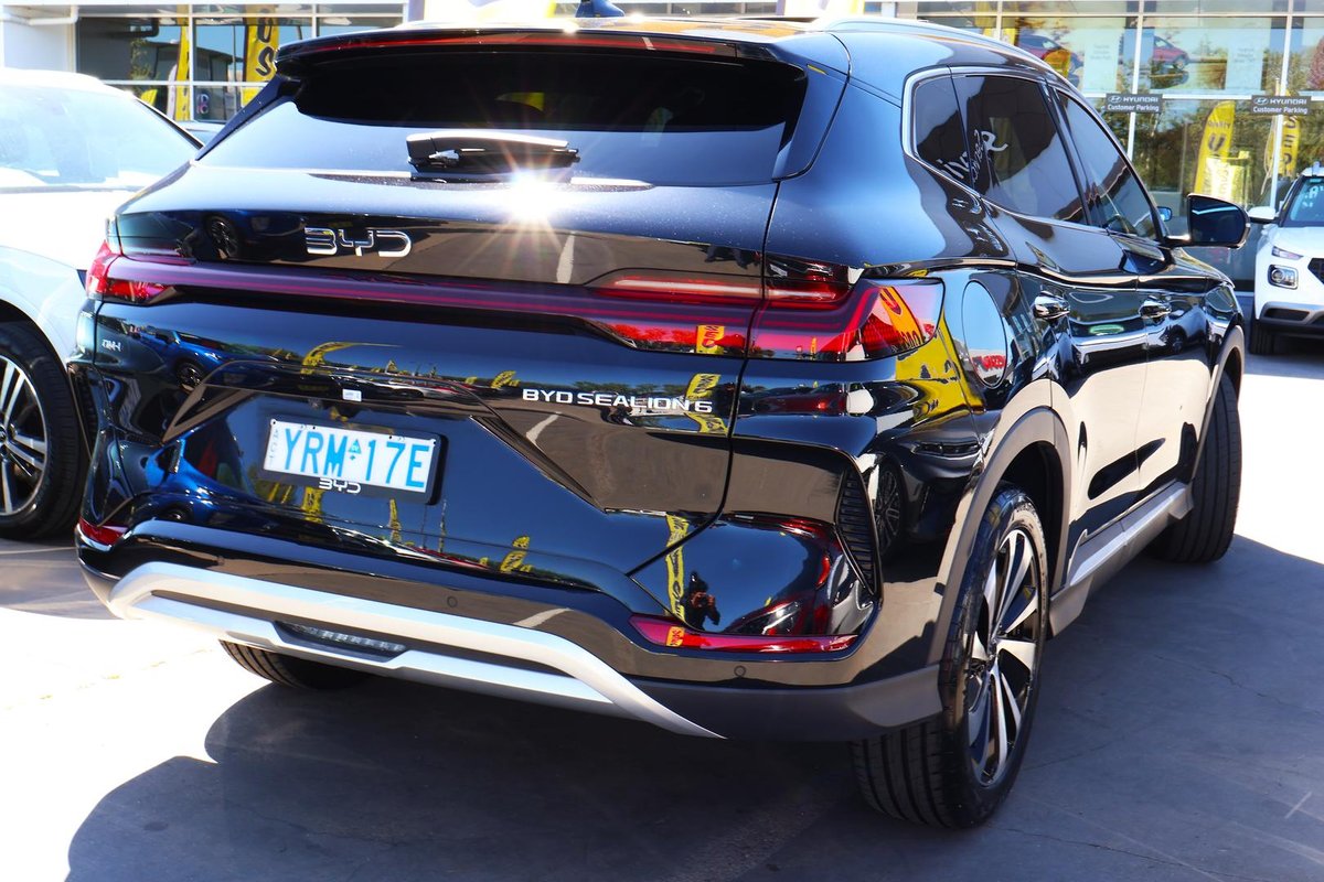 2024 BYD SEALION 6 Dynamic image 6
