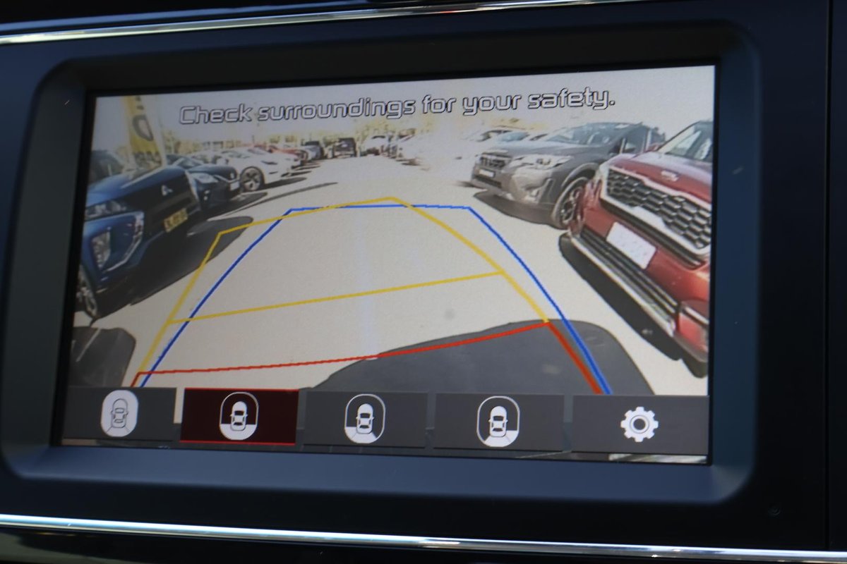 2015 Kia Carnival Platinum YP MY15 image 15