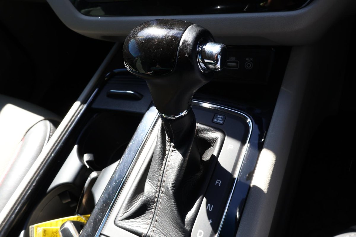 2015 Kia Carnival Platinum YP MY15 image 19