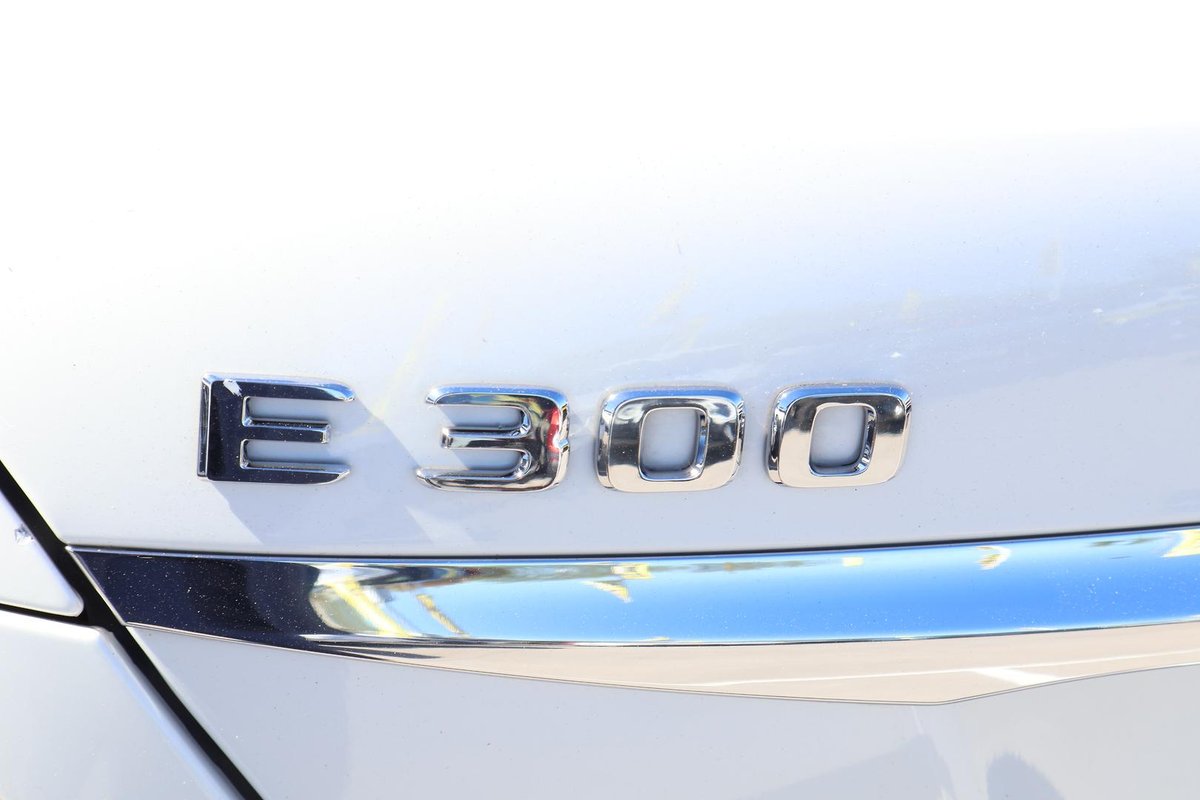 2019 Mercedes-Benz E-Class E300 W213 image 35