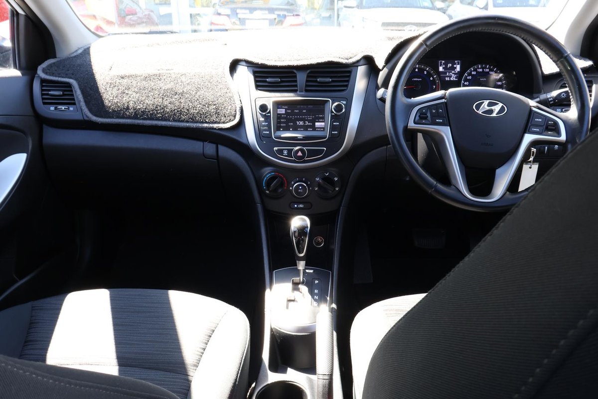 2019 Hyundai Accent Sport RB6 MY19 image 8