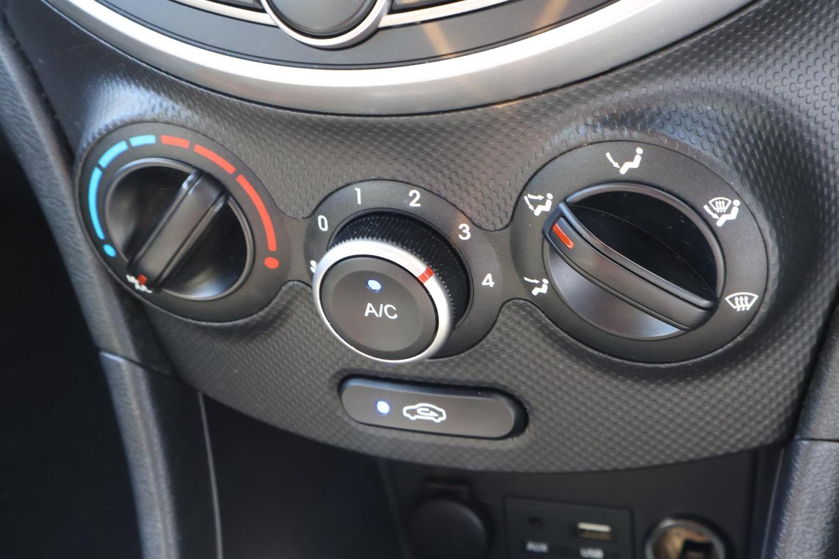 2019 Hyundai Accent Sport RB6 MY19 image 16
