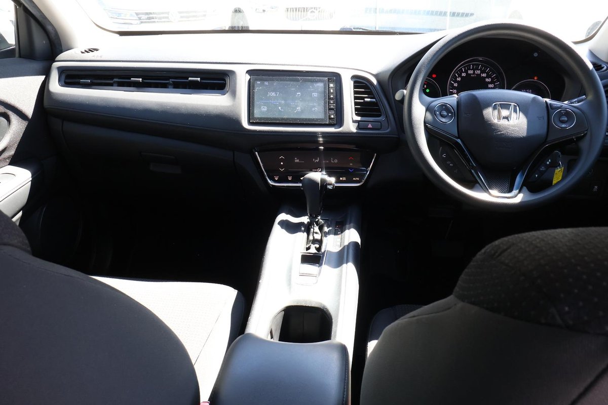 2020 Honda HR-V VTi MY21 image 8