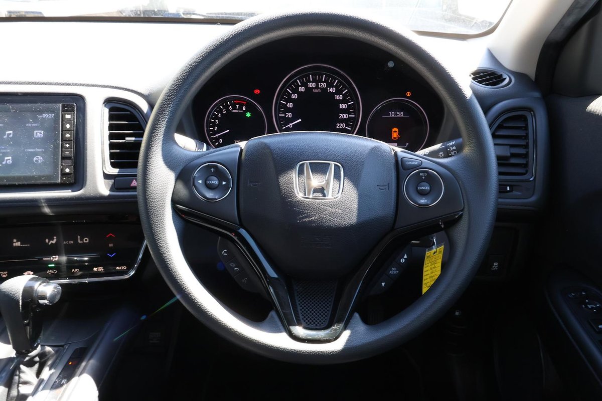 2020 Honda HR-V VTi MY21 image 9