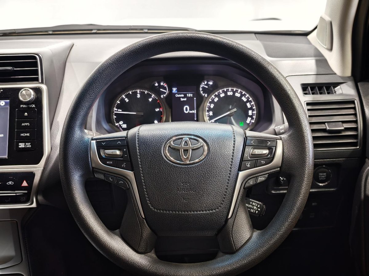 2018 Toyota Landcruiser Prado GX GDJ150R 4X4 Dual Range image 8