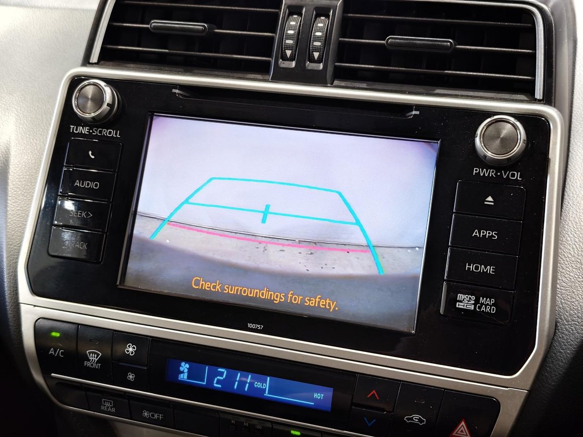 2018 Toyota Landcruiser Prado GX GDJ150R 4X4 Dual Range image 11