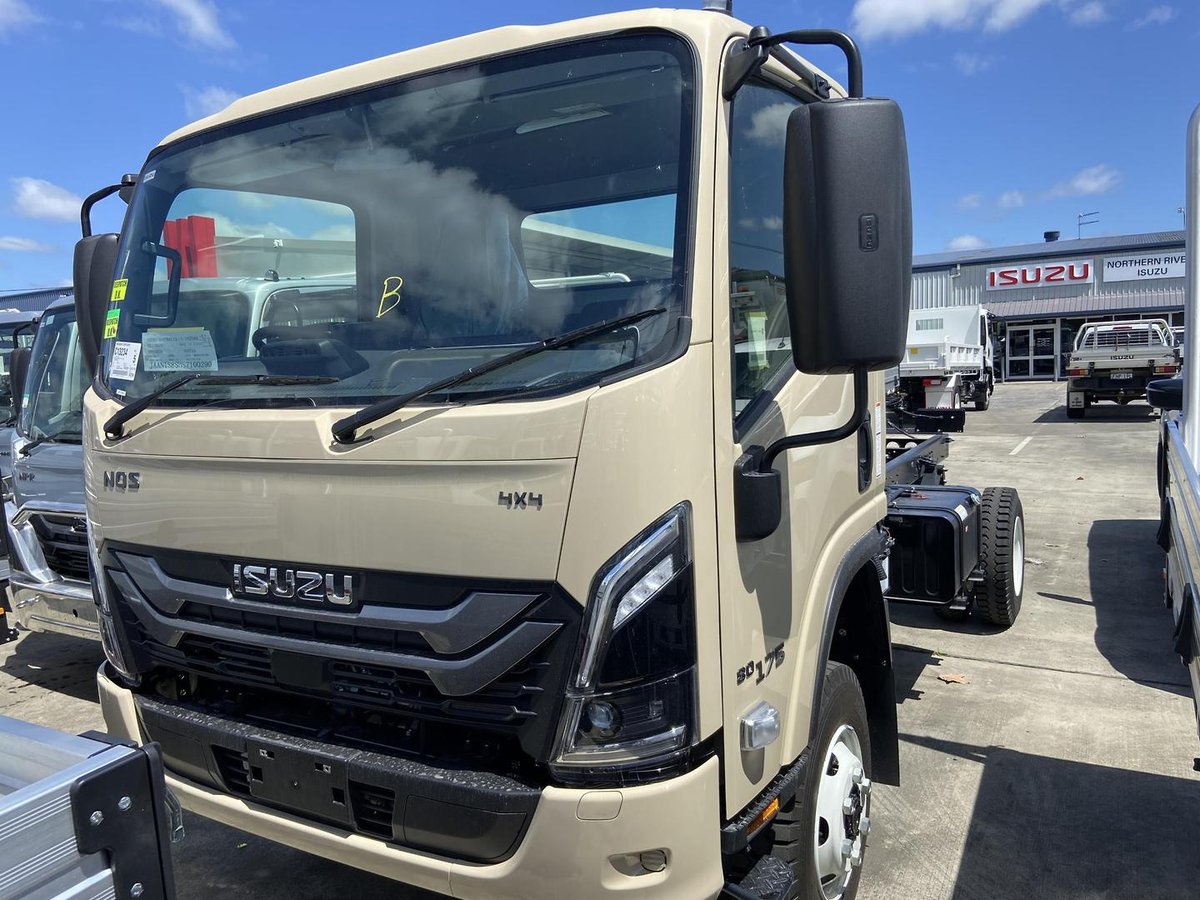 2026 Isuzu Nqs 80-175 Dt D34 Cab Chassis image 3