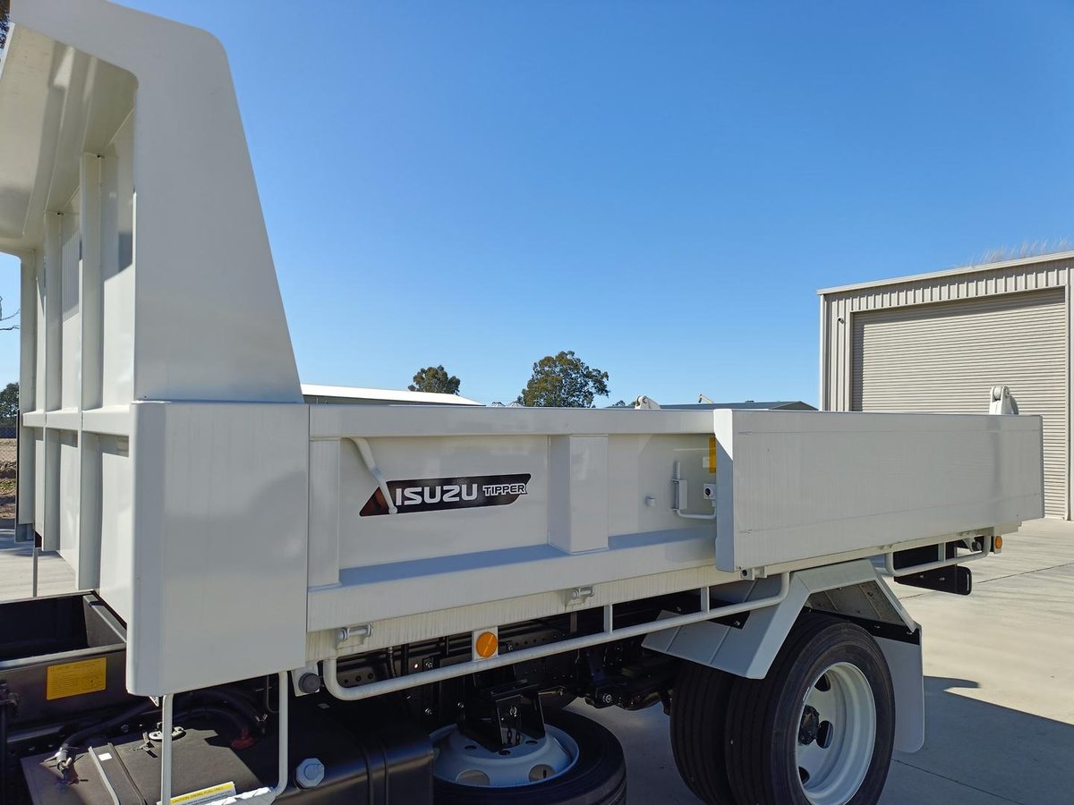 2026 Isuzu N Series NQR 88/80-190 AM D38 Tipper image 7