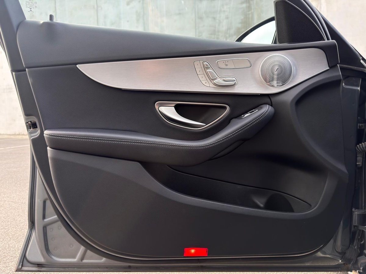 2019 Mercedes-Benz C-Class C300 W205 image 21