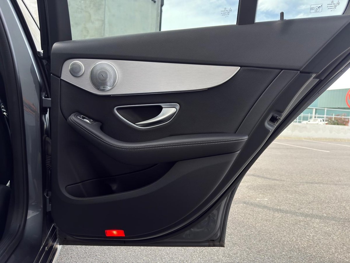 2019 Mercedes-Benz C-Class C300 W205 image 27