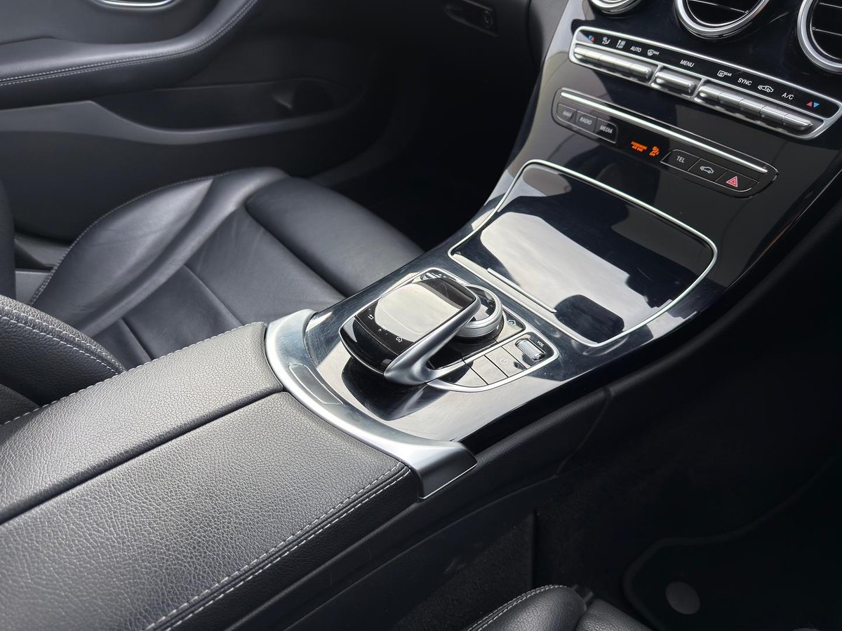 2019 Mercedes-Benz C-Class C300 W205 image 36