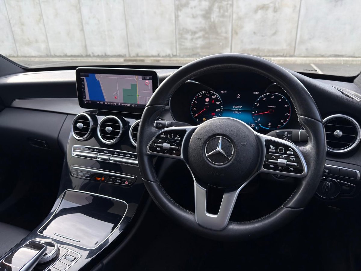 2019 Mercedes-Benz C-Class C300 W205 image 3