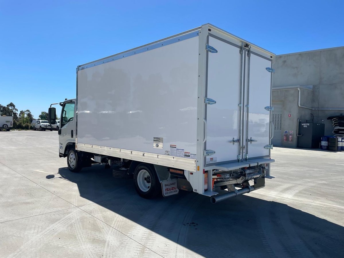 2026 Isuzu N Series NNR 45-150 DT D34 image 5