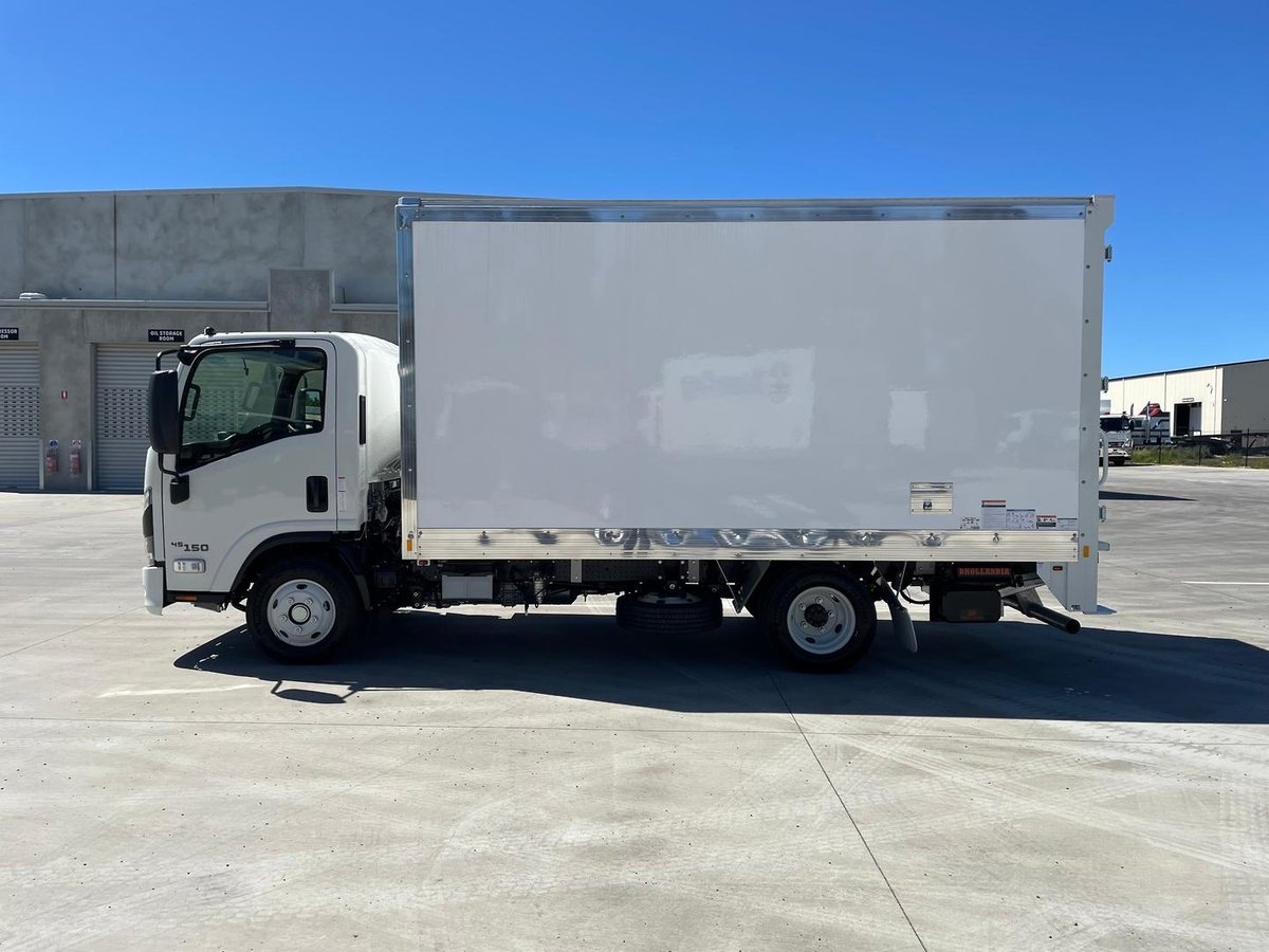 2026 Isuzu N Series NNR 45-150 DT D34 image 4