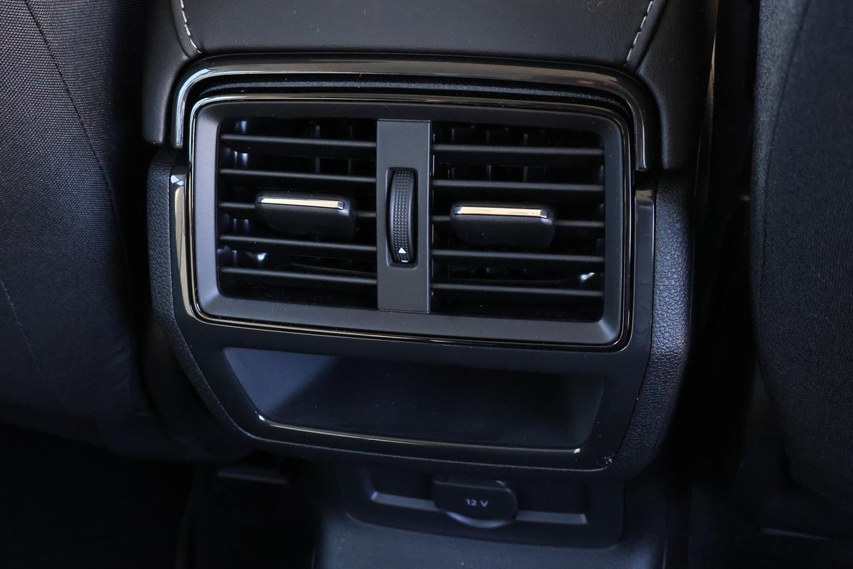 2025 SKODA Karoq 110TSI Select NU MY26 image 22