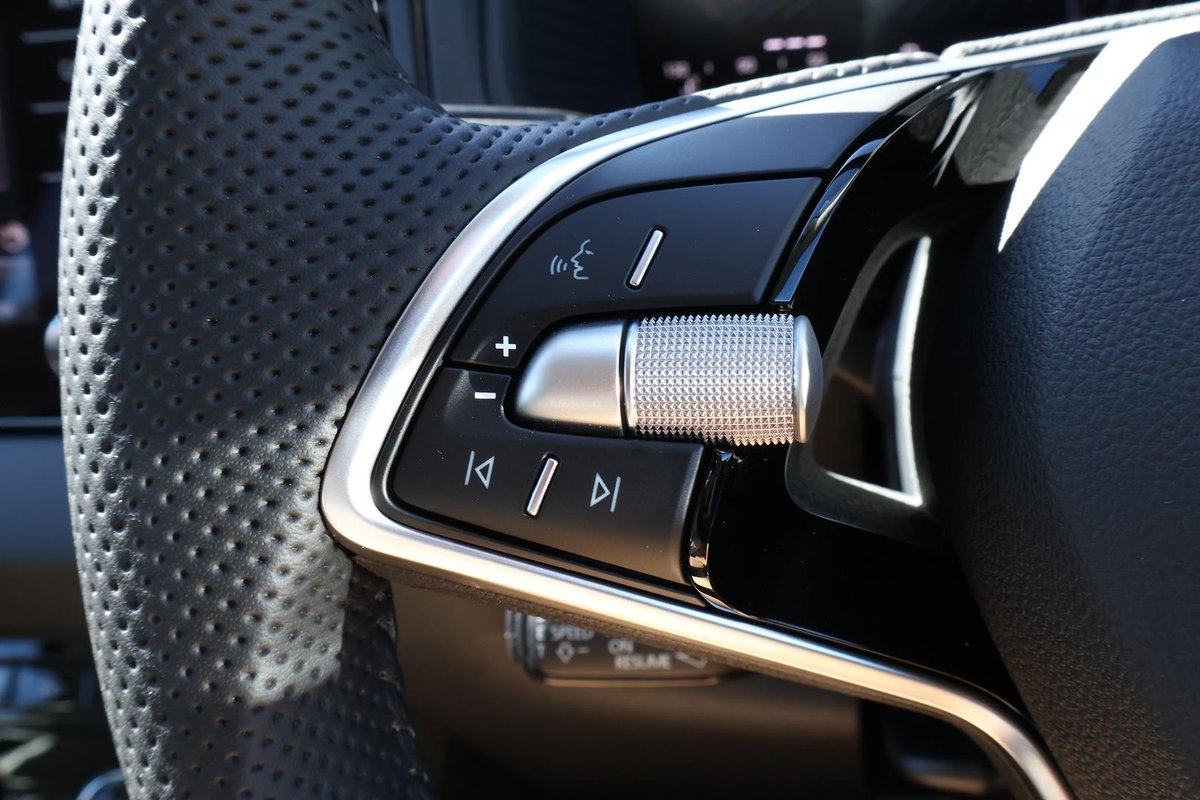 2025 SKODA Karoq 110TSI Select NU MY26 image 10