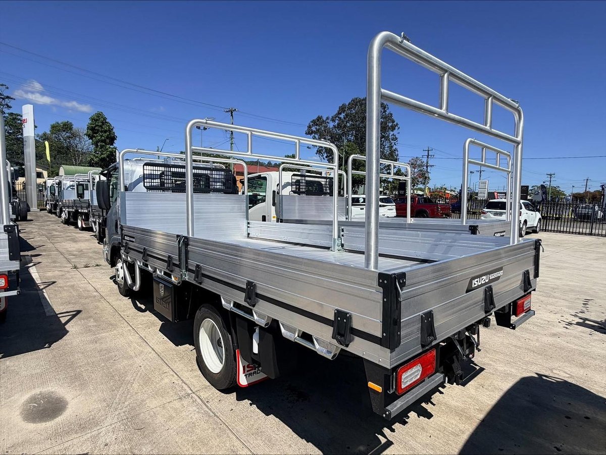 2026 Isuzu Npr NPR NPR 45-175 DT D34 TRADEPACK image 5