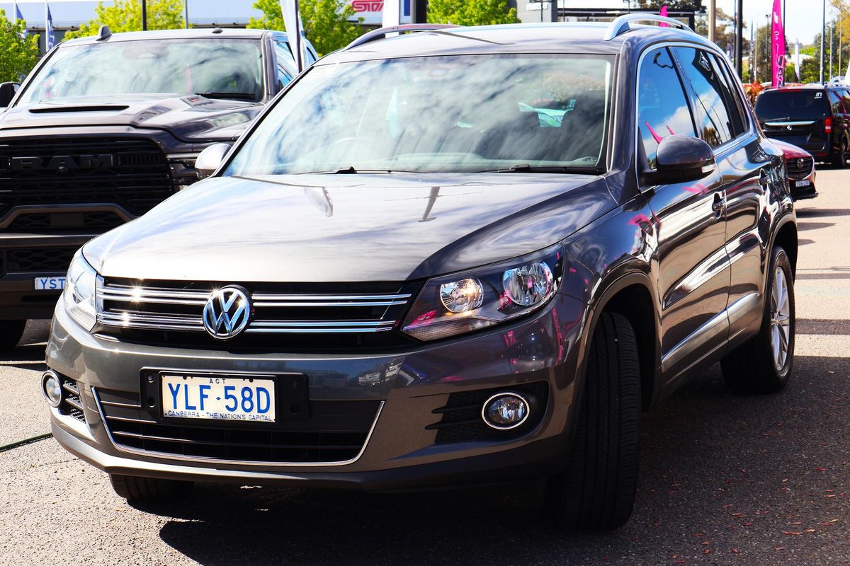 2017 Volkswagen Tiguan image 3