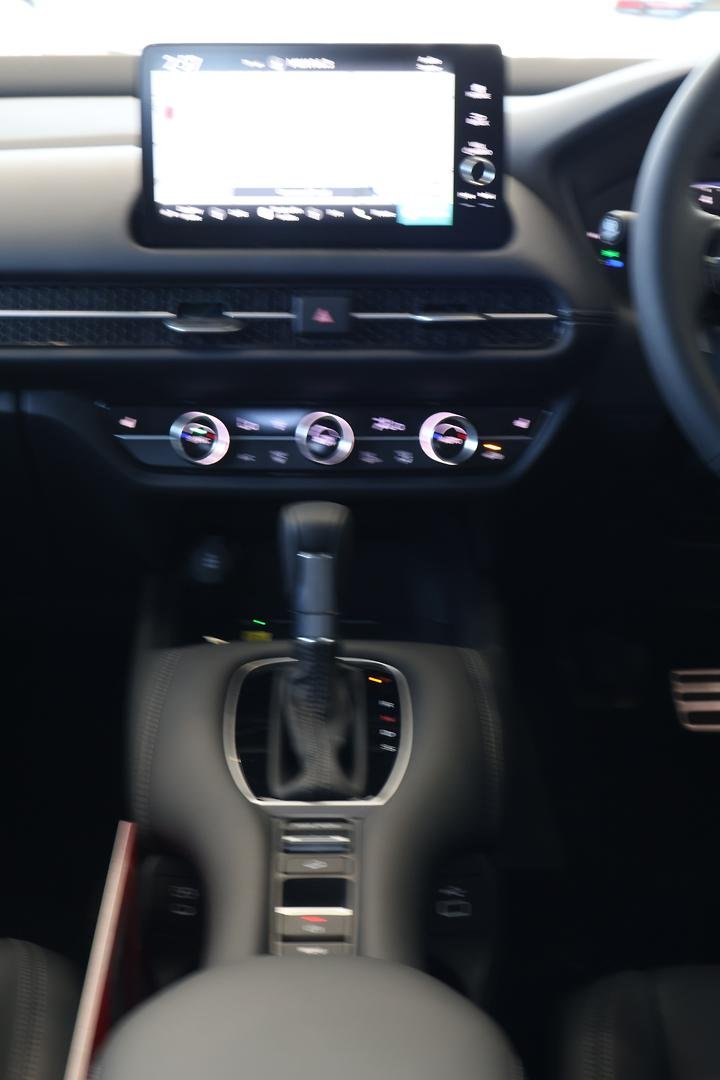 2025 Honda ZR-V VTi LX RZ MY25 image 17