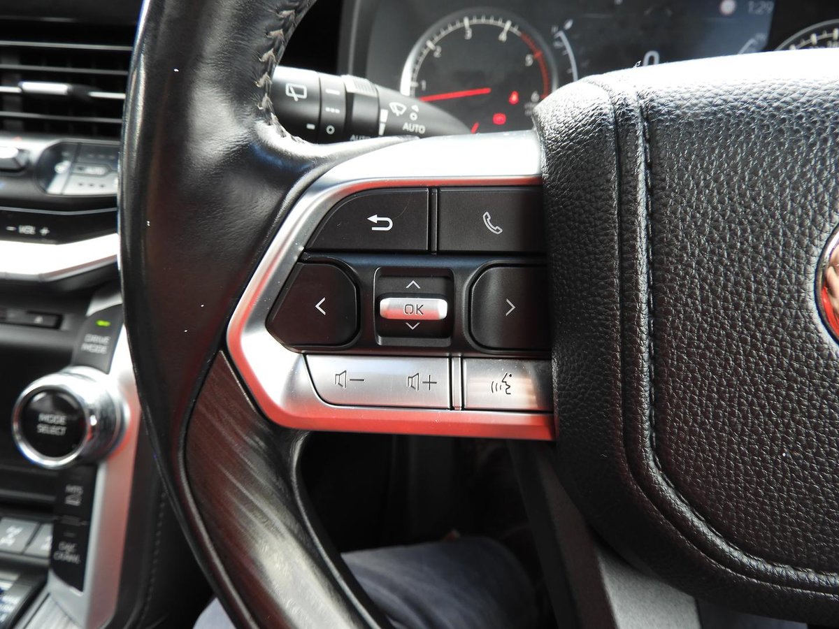 2022 Toyota Landcruiser GR Sport FJA300R 4X4 Dual Range image 18