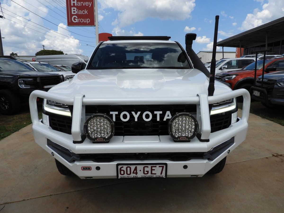 2022 Toyota Landcruiser GR Sport FJA300R 4X4 Dual Range image 2