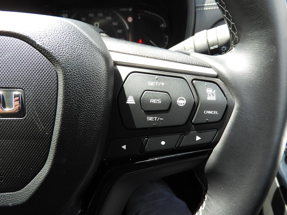 2025 Isuzu MU-X LS-T MY25.5 4X4 Dual Range image 18