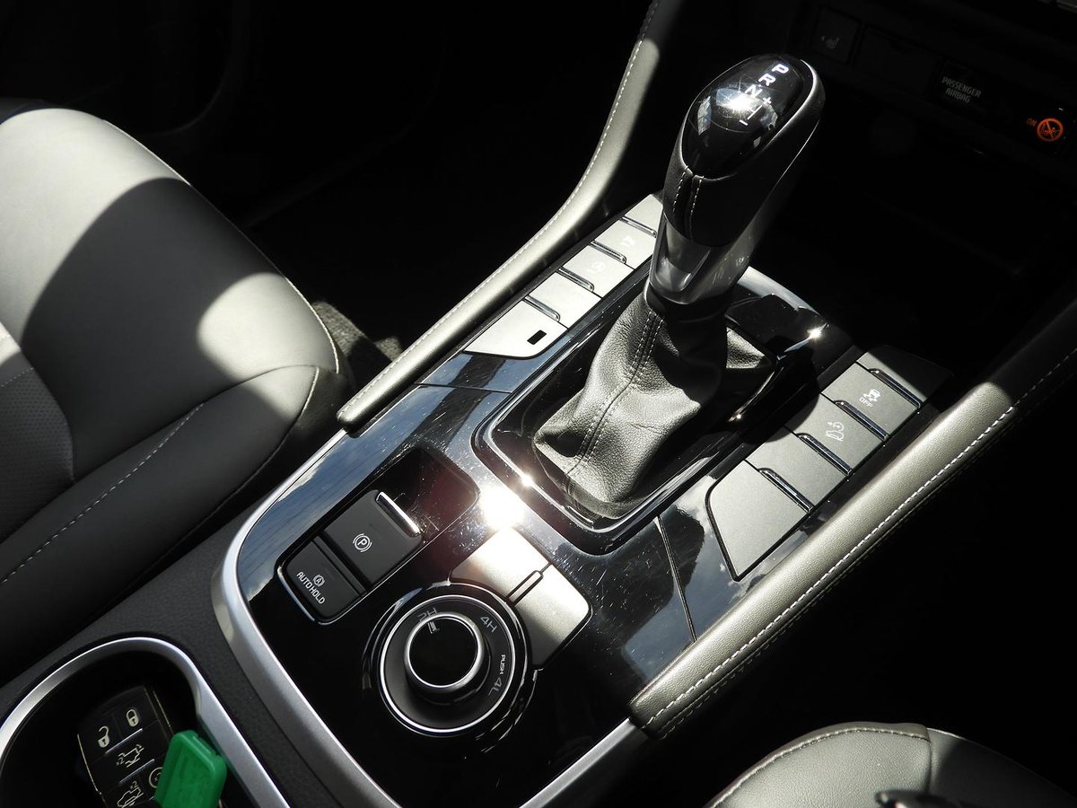 2025 Isuzu MU-X LS-T MY25.5 4X4 Dual Range image 16