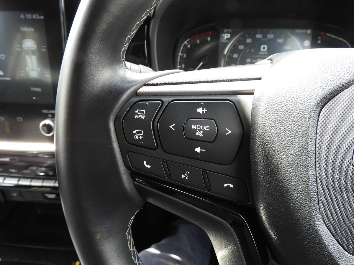 2025 Isuzu MU-X LS-T MY25.5 4X4 Dual Range image 17