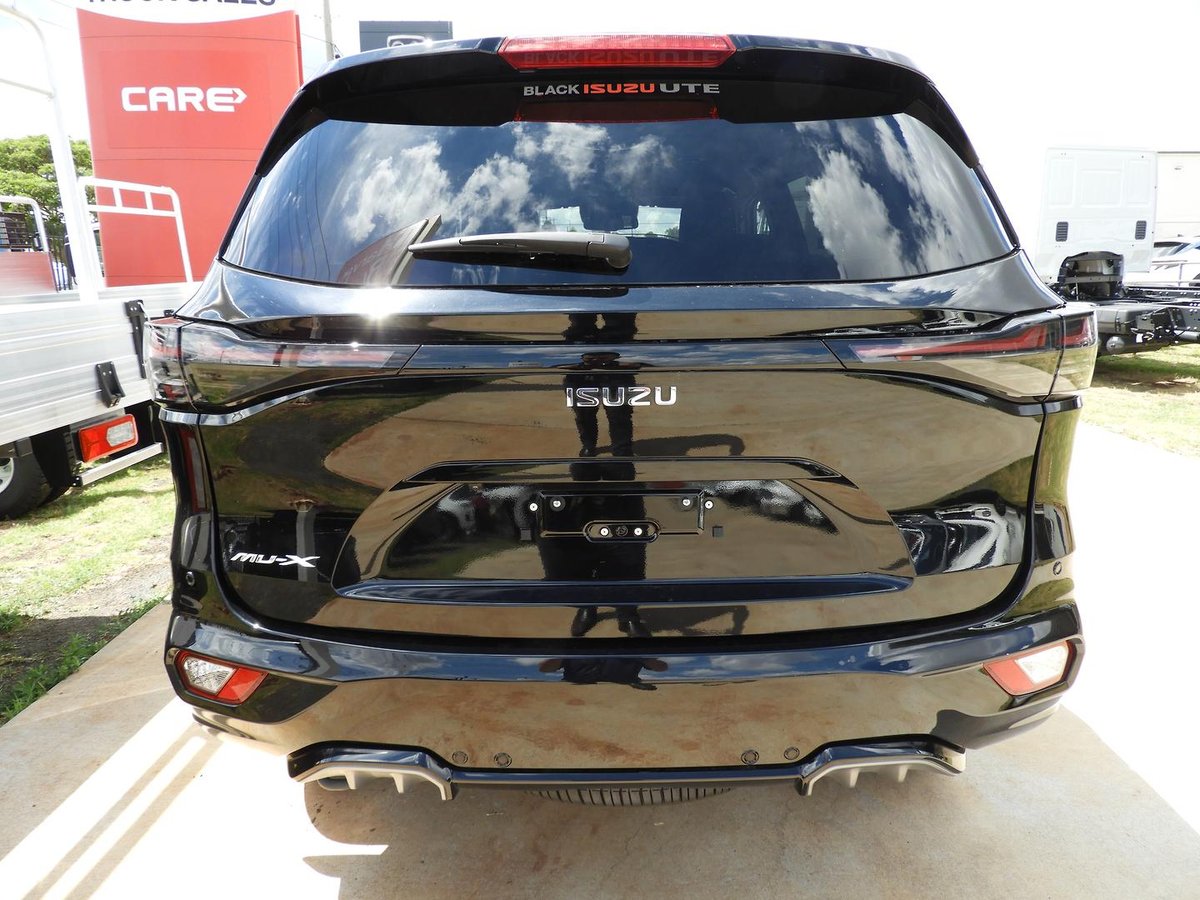 2025 Isuzu MU-X LS-T MY25.5 4X4 Dual Range image 5