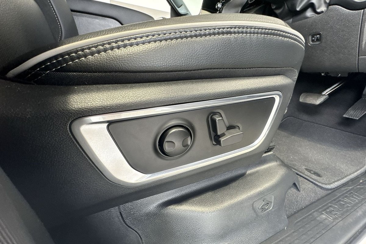 2025 RAM 1500 Laramie Sport Hurricane SO RamBox DT MY25 4X4 Dual Range image 15