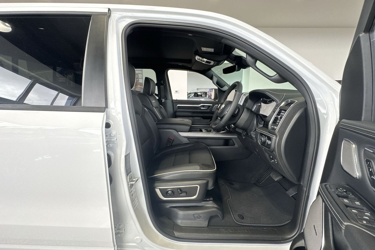 2025 RAM 1500 Laramie Sport Hurricane SO RamBox DT MY25 4X4 Dual Range image 26