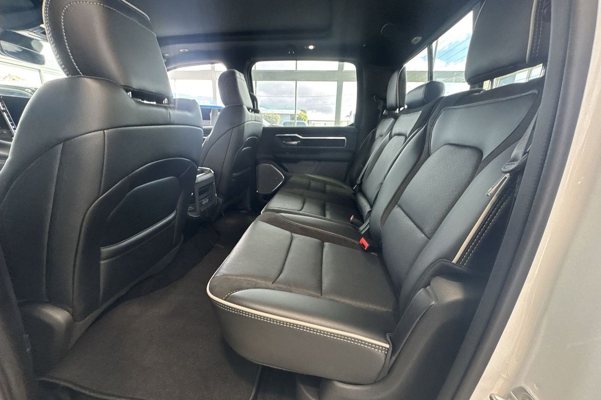 2025 RAM 1500 Laramie Sport Hurricane SO RamBox DT MY25 4X4 Dual Range image 28