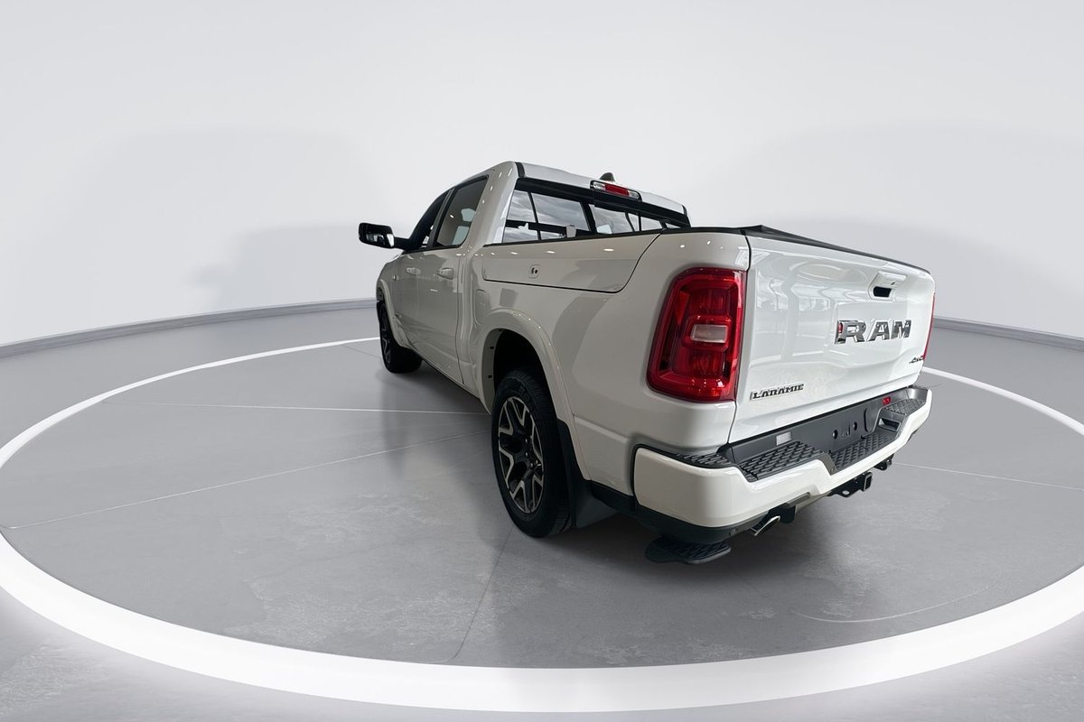 2025 RAM 1500 Laramie Sport Hurricane SO RamBox DT MY25 4X4 Dual Range image 6
