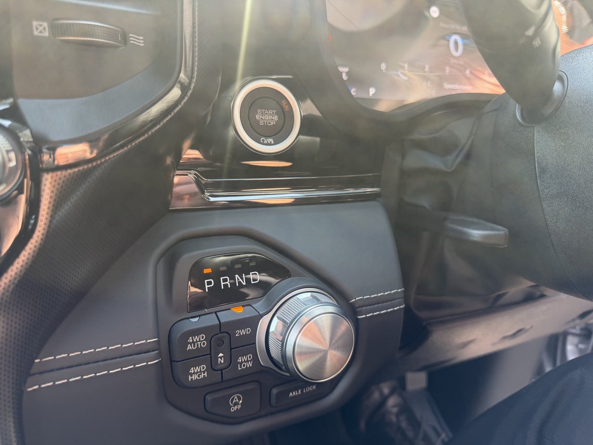 2026 Ram 1500 Limited image 16