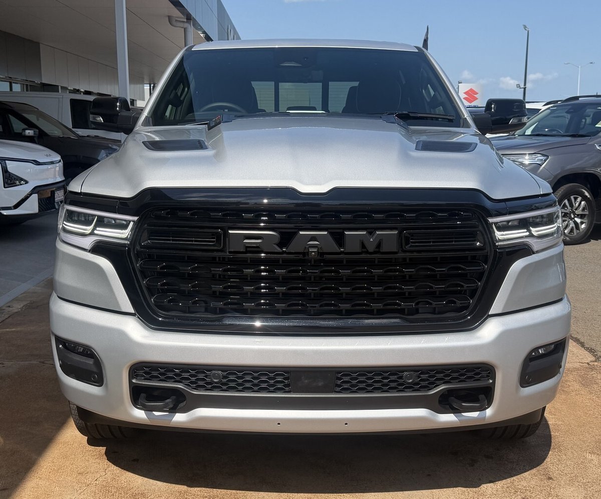 2026 Ram 1500 Limited image 2
