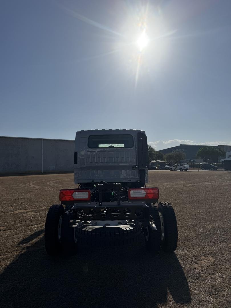 2026 Isuzu N Series image 16