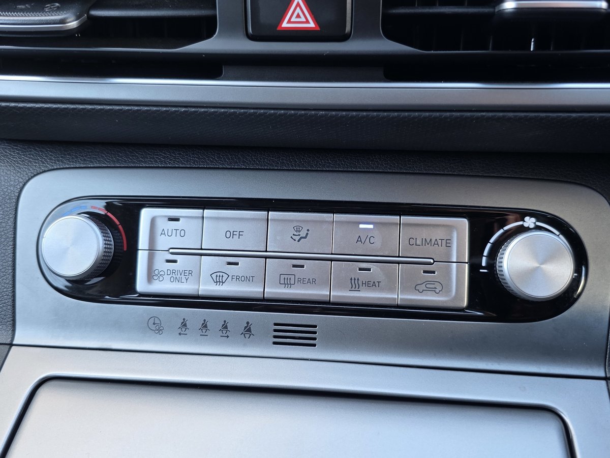 2023 Hyundai Kona Electric Elite OS.V4 MY23 image 24