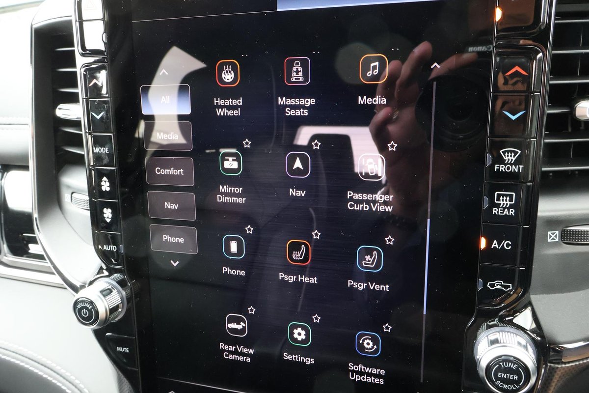 2026 RAM 1500 Limited Hurricane HO RamBox DT MY26 4X4 Dual Range image 17