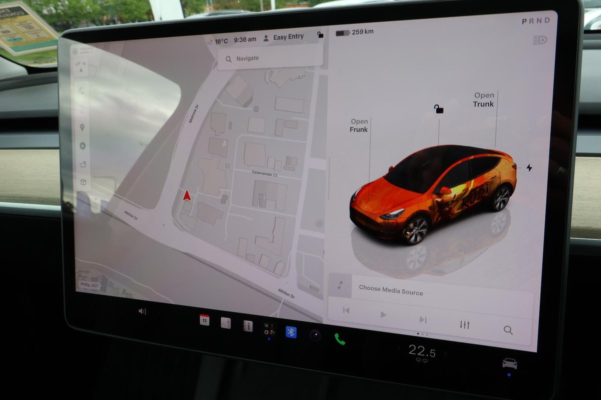 2023 Tesla Model Y Rear-Wheel Drive image 13