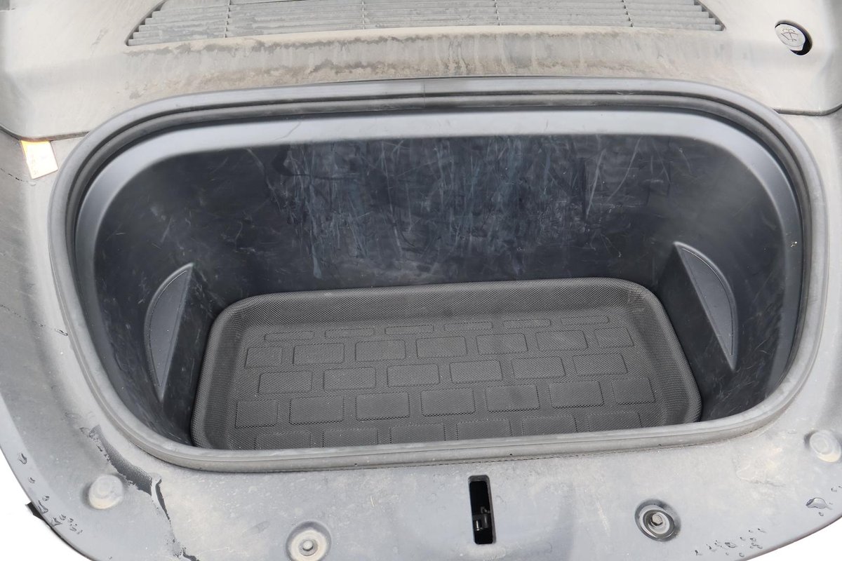 2023 Tesla Model Y Rear-Wheel Drive image 29