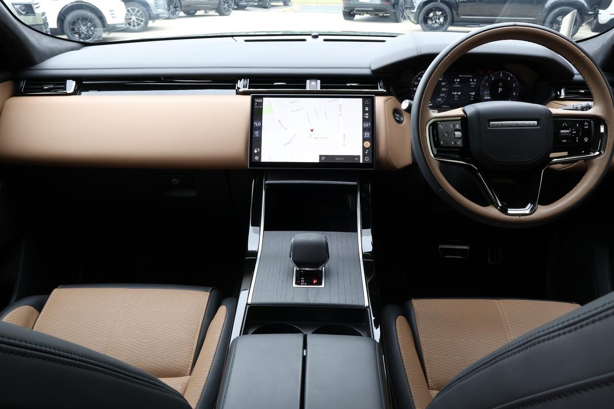 2025 Land Rover Range Rover Velar PHEV P400e Autobiography L560 MY26 AWD image 9