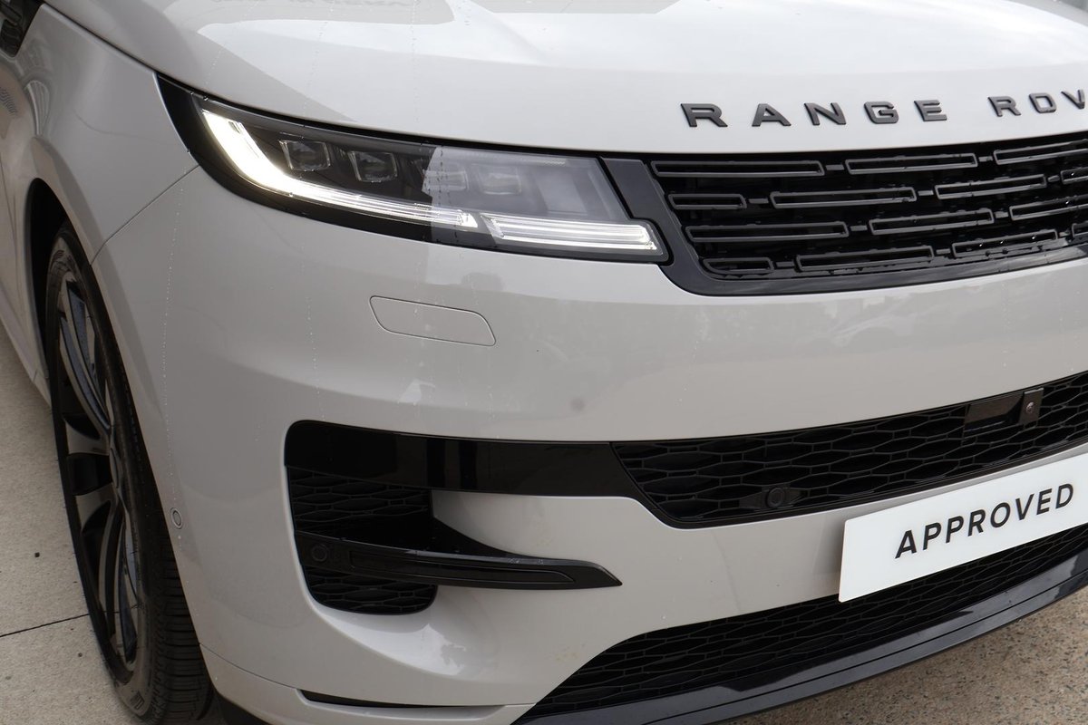 2026 Land Rover Range Rover Sport D350 Dynamic HSE L461 MY26 AWD image 17